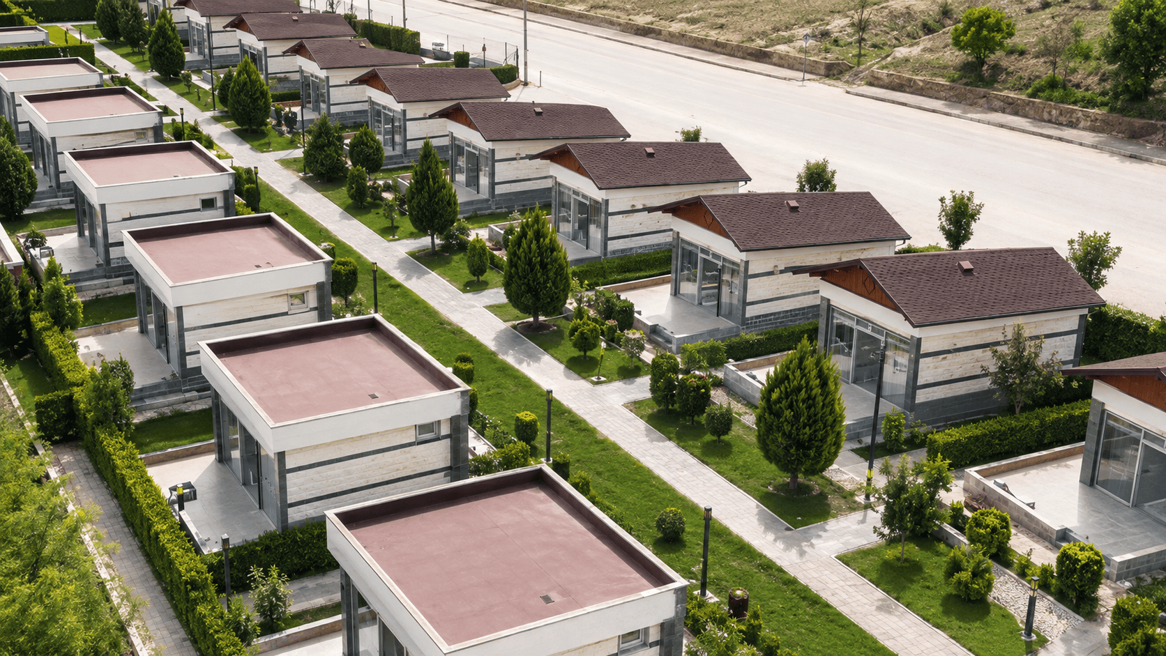 ÖZEL ISITMALI HAVUZLU <br> <span>DELÜKS BUNGALOVLAR</span>